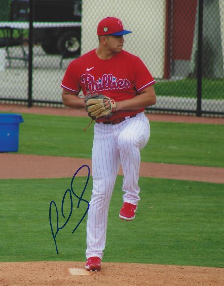 Autographed FRANCISCO MORALES 8X10 Philadelphia Phillies Photo