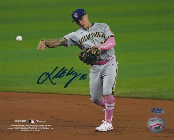 AUTOGRAPHED KOLTEN WONG 8X10 Milwaukee Brewers Photo