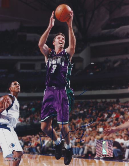 Autographed TONI KUKOC Milwaukee Bucks 8x10 Photo