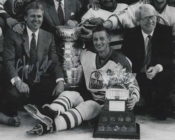 Autographed GLEN SATHER Edmonton Oilers 8x10 photo
