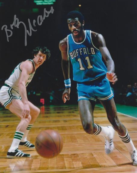 Autographed  BOB MCADOO 8x10 Buffalo Braves photo
