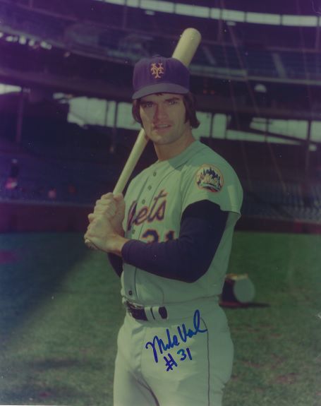 AUTOGRAPHED  MIKE VAIL 8X10 New York Mets photo