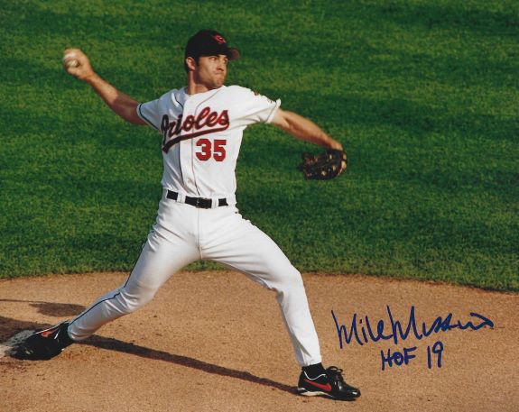 AUTOGRAPHED MIKE MUSSINA "HOF 19" 8X10 Baltimore Orioles Photo