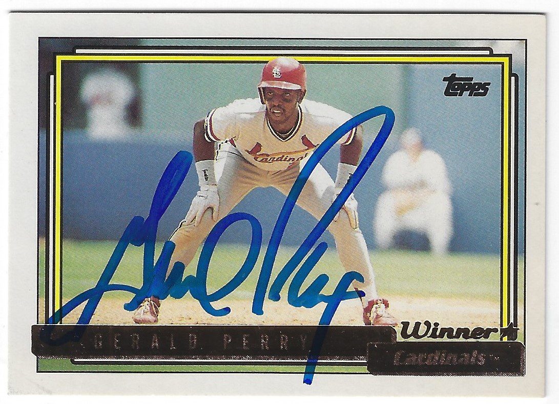 Autographed GERALD PERRY St. Louis Cardinals 1992 Topps Card