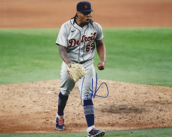 AUTOGRAPHED GREGORY SOTO 8x10 Detroit Tigers Photo