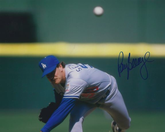 AUTOGRAPHED RAY SEARAGE 8x10 Los Angeles Dodgers Photo
