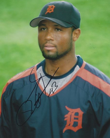 AUTOGRAPHED ROMAN COLON 8X10 Detroit Tigers Photo