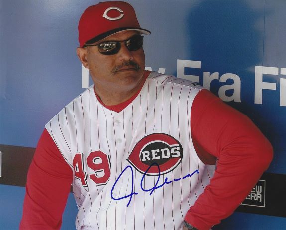 AUTOGRAPHED CHRIS CHAMBLISS  8X10 Cincinnati Reds photo
