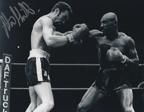 Autographed ALAN MINTER 8X10 Boxing photo