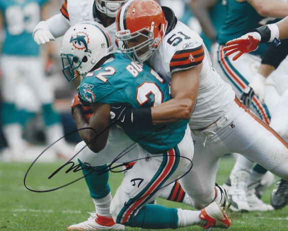 Autographed CHRIS GOCONG 8X10 Cleveland Browns Photo