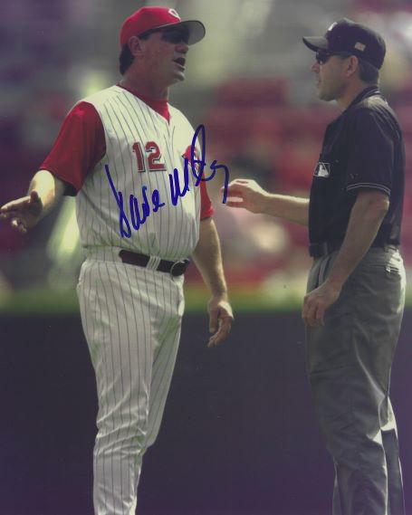 AUTOGRAPHED DAVE MILEY 8x10 Cincinnati Reds Photo