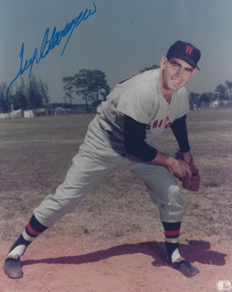 AUTOGRAPHED TEX CLEVENGER 8X10 Washington Senators Photo