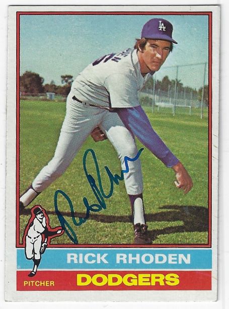 Autographed RICK RHODEN Los Angeles Dodgers 1976 Topps Card