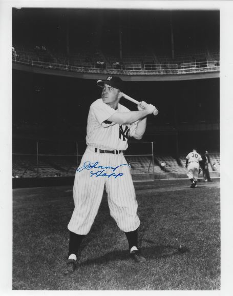 AUTOGRAPHED JOHNNY HOPP 8X10 New York Yankees photo