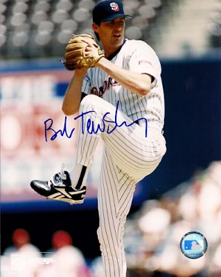 AUTOGRAPHED BOB TEWKSBURY 8X10 San Diego Padres photo