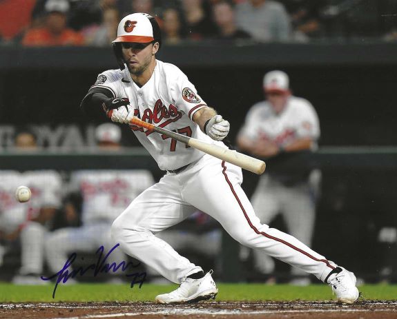 AUTOGRAPHED TERRIN VAVRA 8X10 Baltimore Orioles Photo