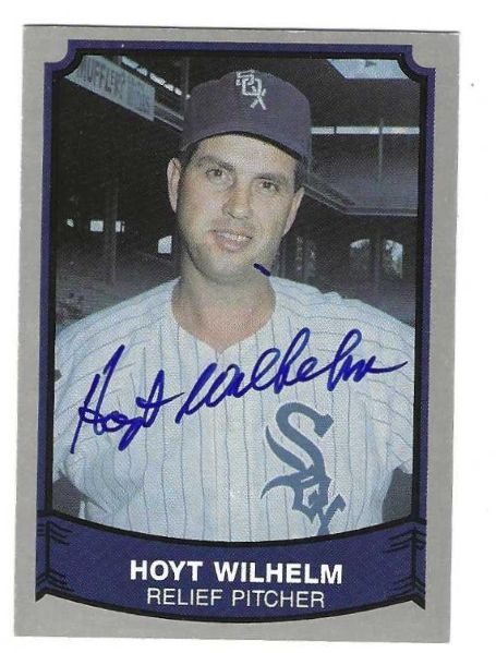 Autographed HOYT WILHELM Chicago White Sox 1989 Pacific Legends Card