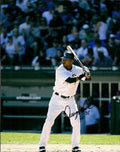 AUTOGRAPHED  photo DEWAYNE WISE  Chicago White Sox