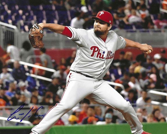 AUTOGRAPHED LUIS AVILAN 8x10 Philadelphia Phillies photo