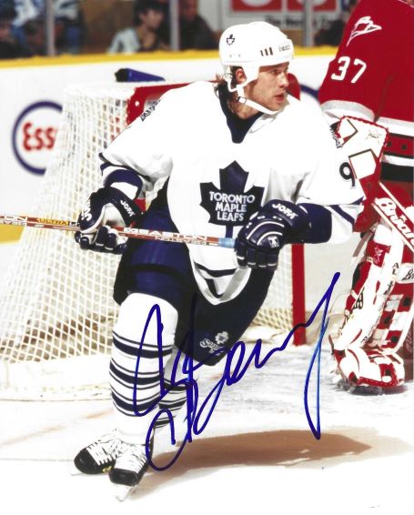 Autographed SERGEI BEREZIN 8X10 Toronto Maple Leafs Photo