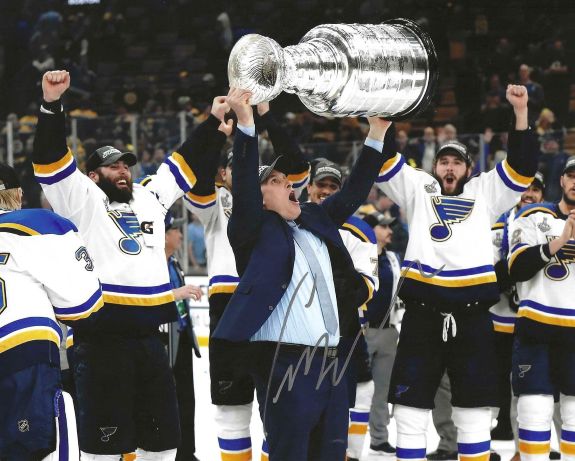Autographed CRAIG BERUBE 8x10 St. Louis Blues Photo