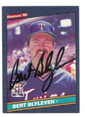 Autographed BERT BLYLEVEN Minnesota Twins 1986 Donruss Card