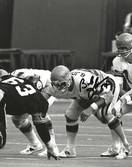 Autographed BOB JOHNSON 8x10 Cincinnati Bengals Photo