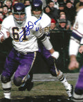 Autographed  LARRY BOWIE 8X10 Minnesota Vikings Photo