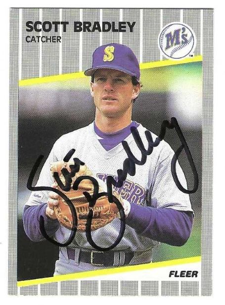 Autographed SCOTT BRADLEY Seattle Mariners 1989 Fleer Card
