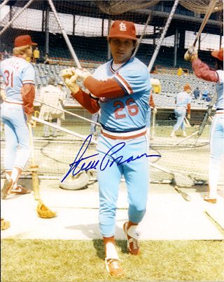 AUTOGRAPHED STEVE BRAUN 8x10 St. Louis Cardinals photo