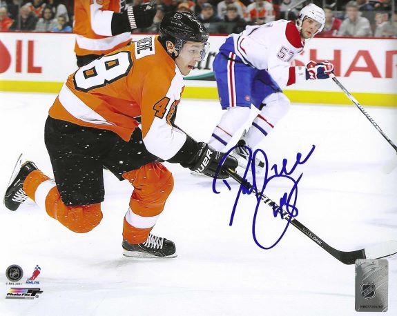 Autographed DANNY BRIERE 8x10 Philadelphia Flyers Photo