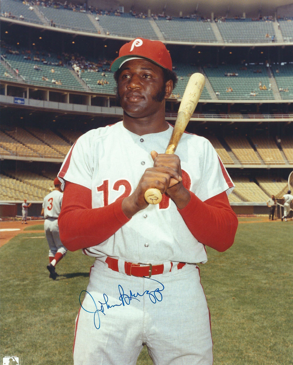 AUTOGRAPHED JOHNNY BRIGGS 8X10 Philadelphia Phillies Photo