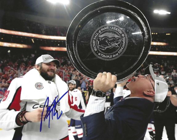 Autographed BARRY TROTZ 8X10 Washington Capitals Photo
