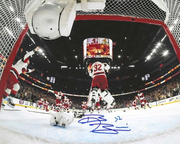 Autographed BRANDON BUSSI Carolina Huricanes 8x10 photo