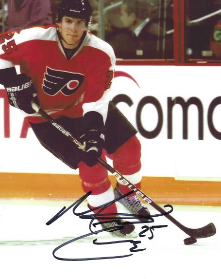 Autographed MATT CARLE 8X10 Philadelphia Flyers Photo