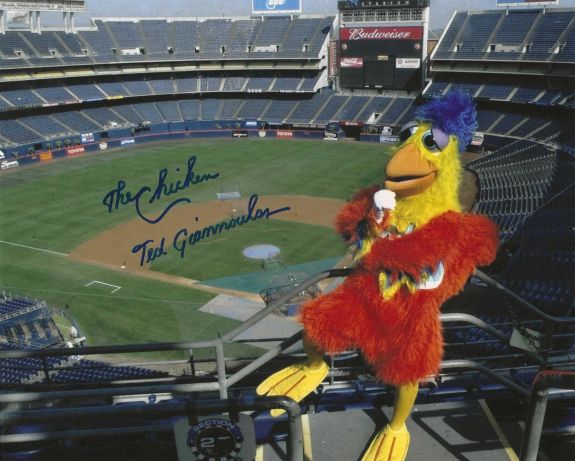 AUTOGRAPHED TED GIANNOULOS THE CHICKEN 8x10 San Diego Padres photo