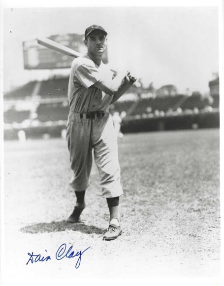 AUTOGRAPHED DAIN CLAY 8X10 Cincinnati Reds Photo