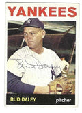 Autographed BUD DALEY New York Yankees 1964 Topps Card