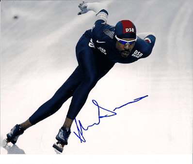 Autographed SHANI DAVIS Photo - Gold Medal Winner