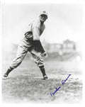 AUTOGRAPHED PEACHES DAVIS 8X10 Cincinnati Reds Photo