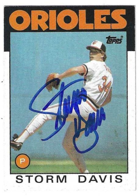 Autographed STORM DAVIS Baltimore Orioles 1986 Topps Card