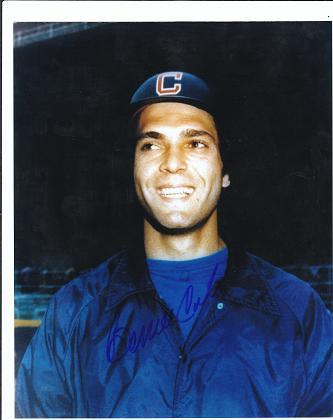 AUTOGRAPHED  BERNIE CARBO 8X10 Cleveland Indians Photo