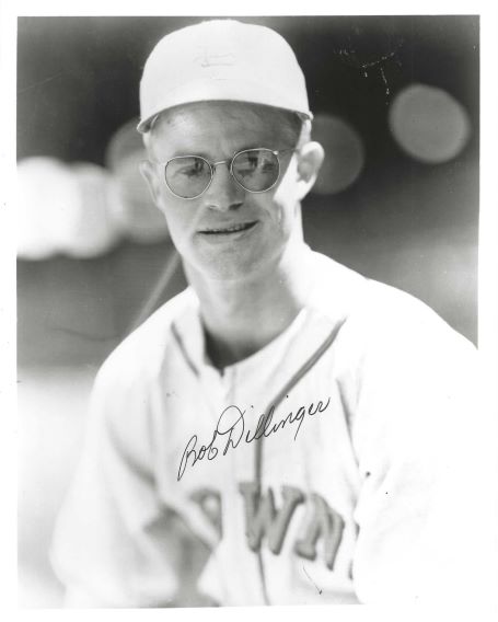 AUTOGRAPHED BOB DILLINGER 8X10 St. Louis Browns Photo