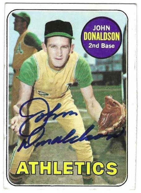 Autographed JOHN DONALDSON Oakland A's 1969 Topps Card