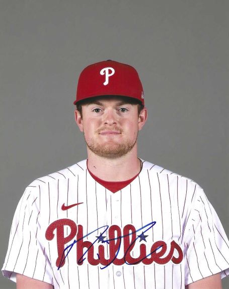Autographed DAVID PARKINSON 8X10 Philadelphia Phillies Photo