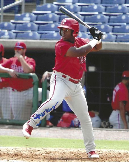 AUTOGRAPHED WILFREDO FLORES 8x10 Philadelphia Phillies Photo