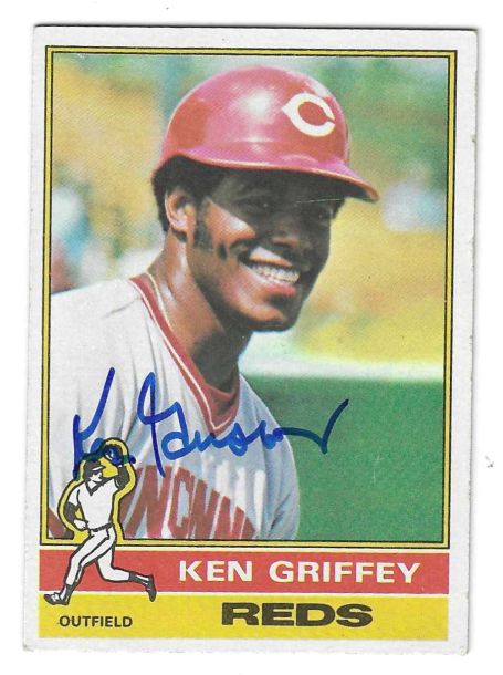 Autographed KEN GRIFFEY Cincinnati Reds 1976 Topps Card