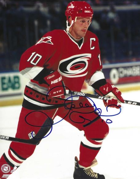 Autographed GARY ROBERTS 8X10 Carolina Hurricanes Photo