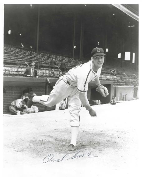 AUTOGRAPHED ORVAL GROVE 8X10 Chicago White Sox Photo
