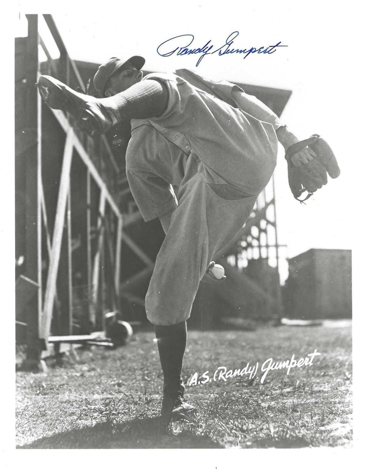 AUTOGRAPHED RANDY GUMPERT 8x10 New York Yankees Photo